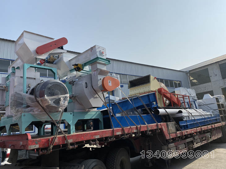 全套生物質顆粒機生產線開始裝車 全套生物質顆粒機生產線開始裝車